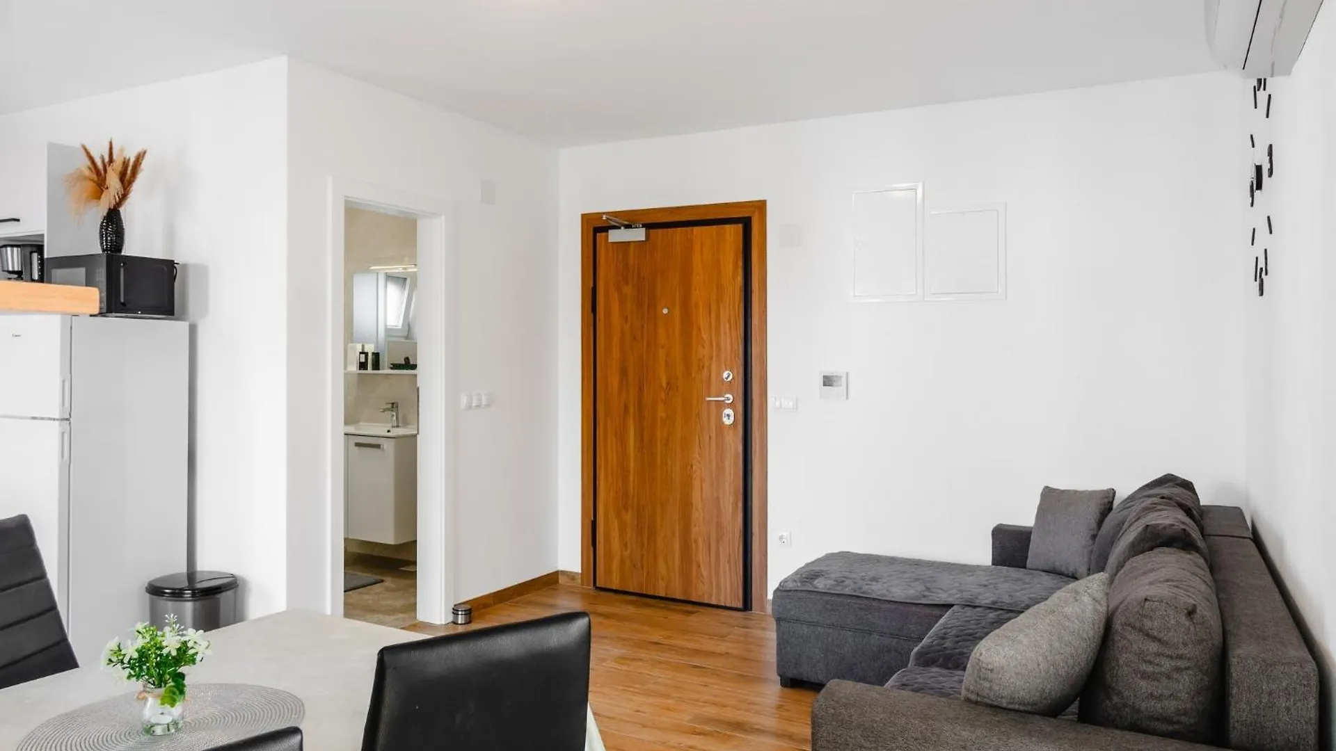 Apartments With A Parking Space Vir - 24111
